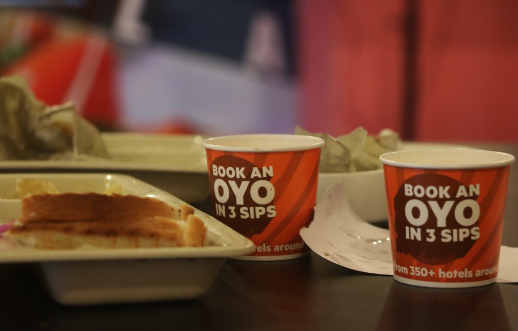 branded paper cup ads