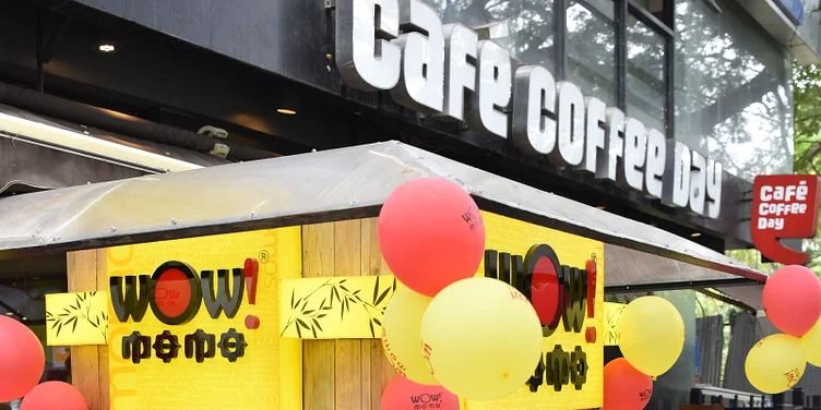 This image shows the partnership between CCD and Wow! Momos