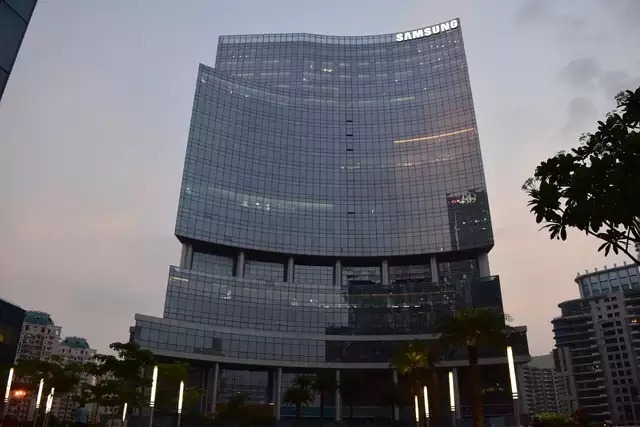 This image shows the Samsung office building in Gurgaon