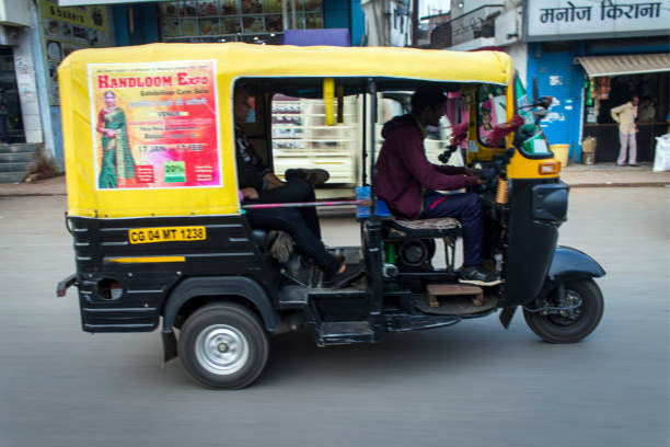 Uncluttered space for displaying ads on the exterior of the auto.