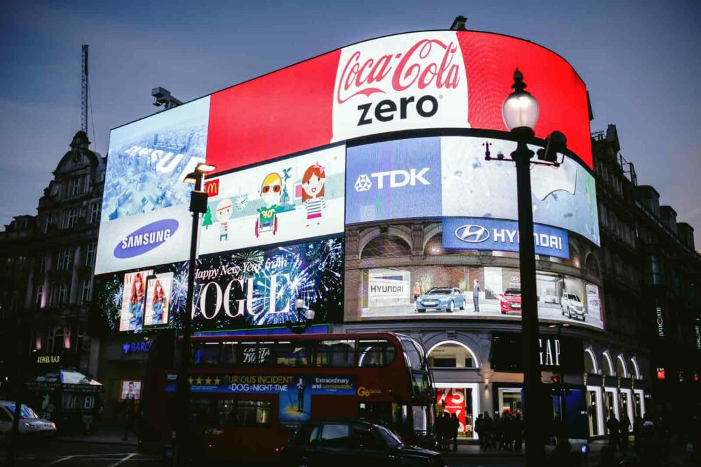 Multiple Ads in a single Digital Hoardings 
