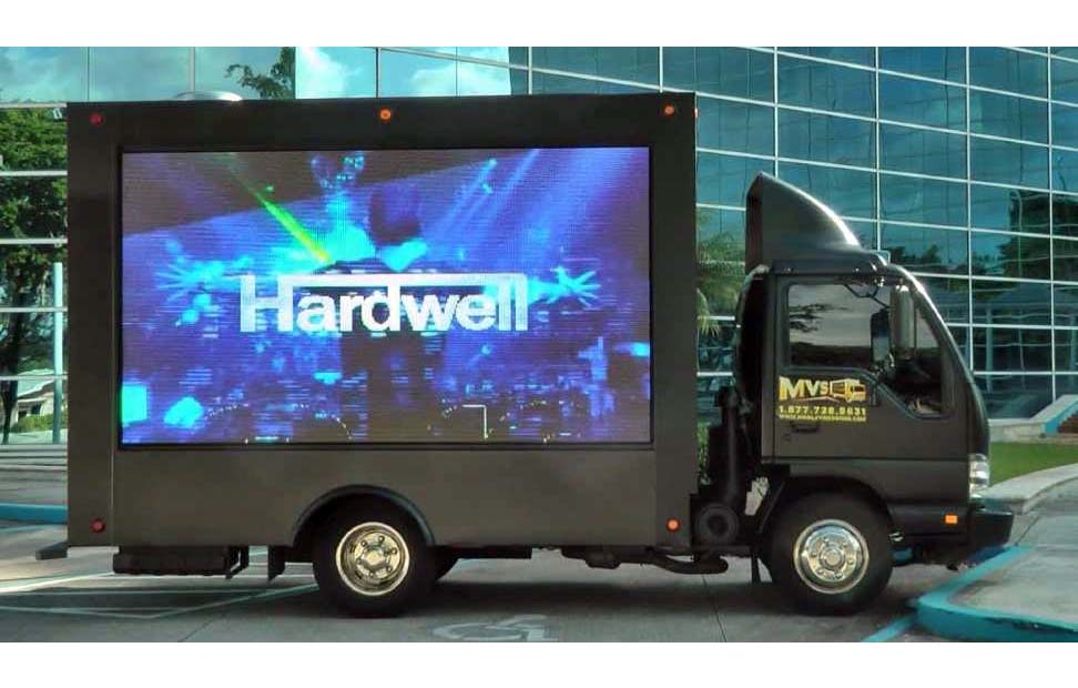 Interactive truck advertising