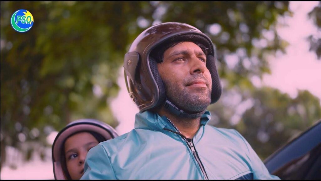 Helmet advertising
