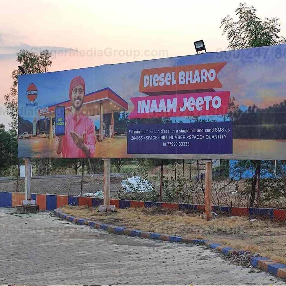 Top colors used in Auto rickshaw advertising