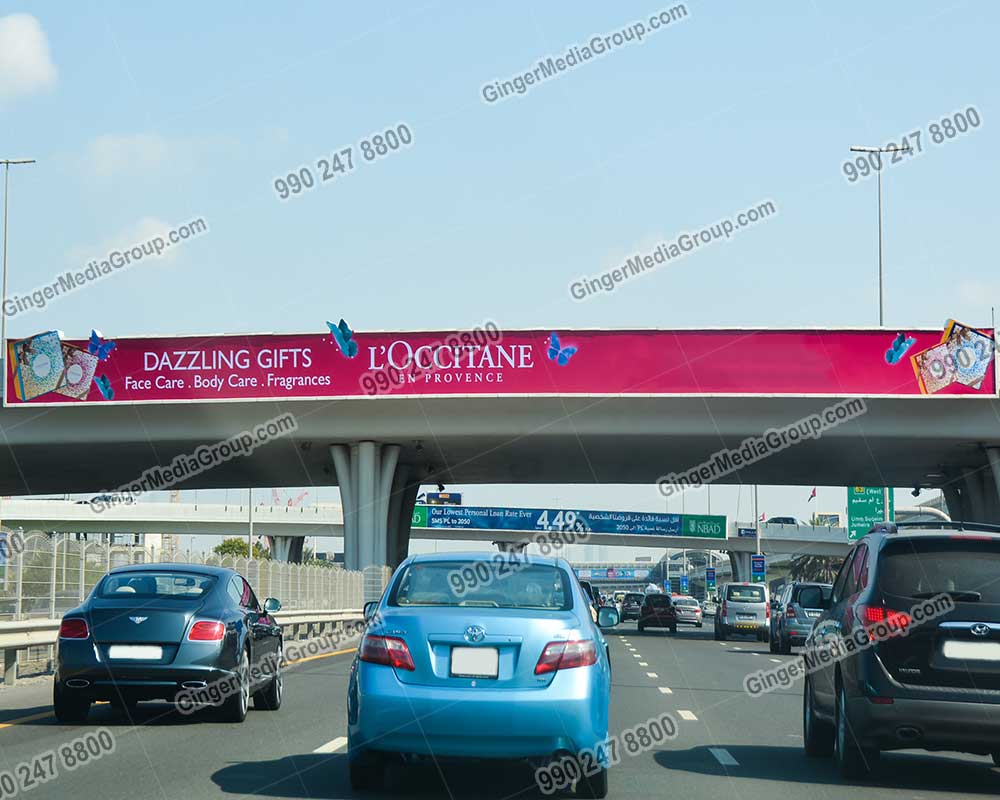 Top colors used in Auto rickshaw advertising