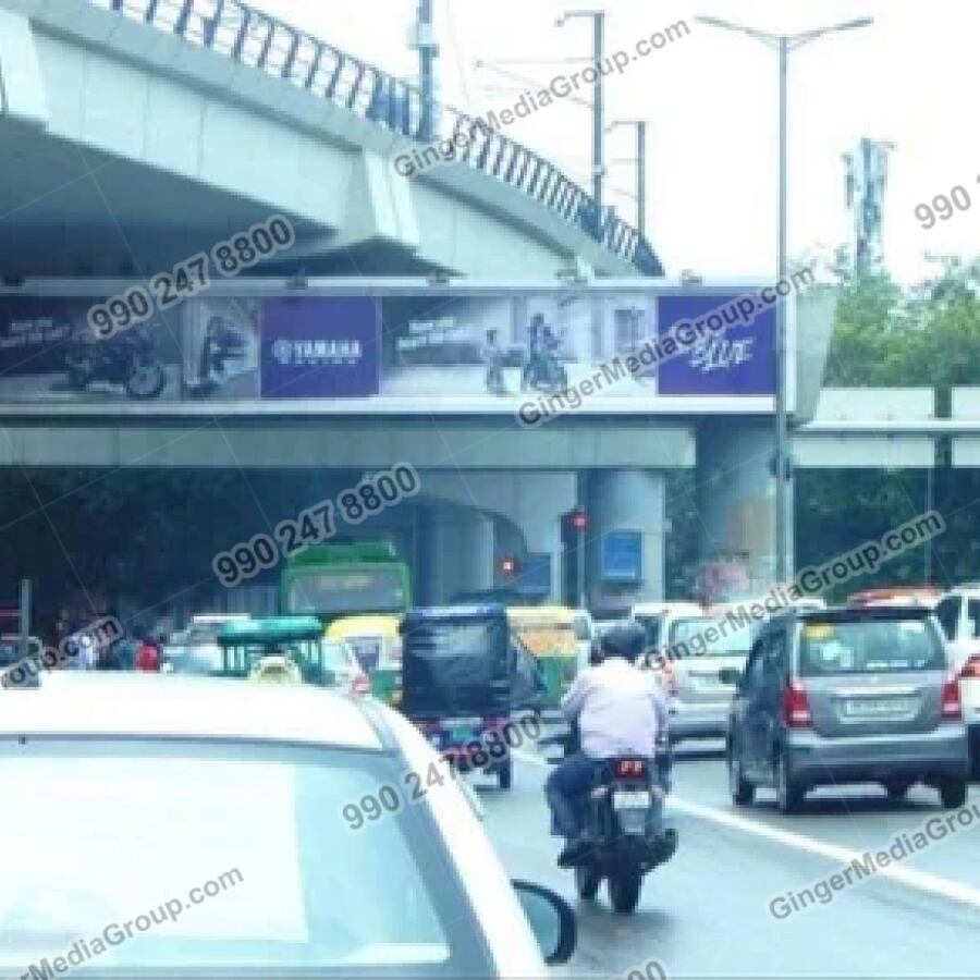 Top colors used in Auto rickshaw advertising